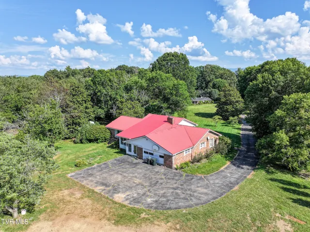 $450,000 | 159 Kimbili Drive, Greeneville, TN 37745