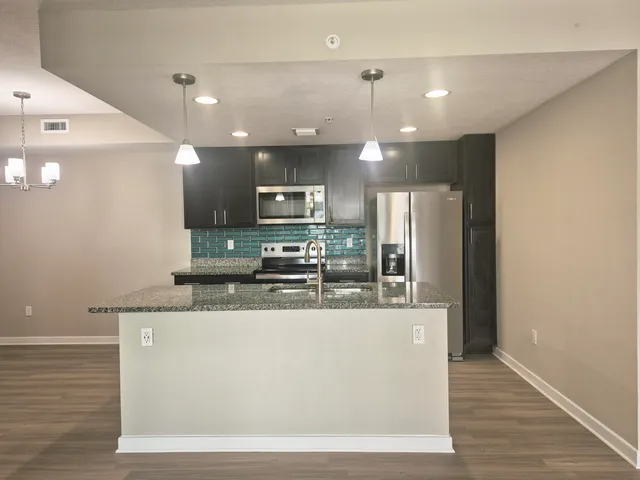 $2,590 | 3611 High Ridge Road, Unit 308, Boynton Beach, FL 33426