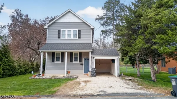 $430,000 | 311 Hunt Avenue, Phillipsburg, NJ 08865