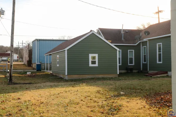 $145,000 | 116 4th Street, Madison, KS 66860