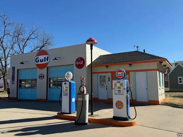 $220,000 | 116 4th Street, Unit 327 W MADISON ST, Madison, KS 66860