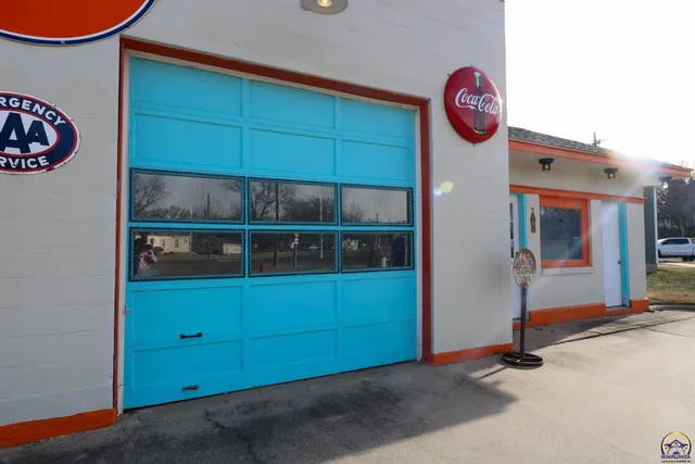 $220,000 | 116 4th Street, Unit 327 W MADISON ST, Madison, KS 66860