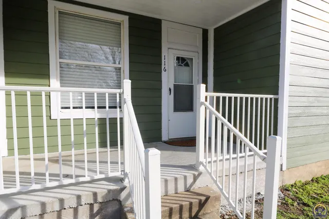 $220,000 | 116 4th Street, Unit 327 W MADISON ST, Madison, KS 66860