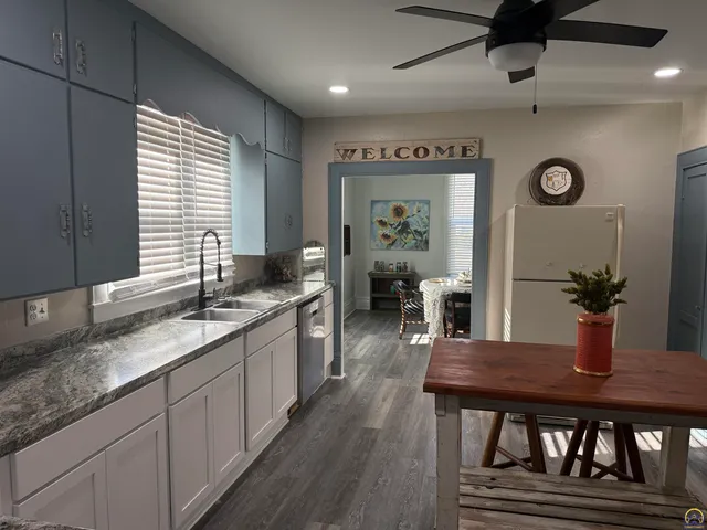 $220,000 | 116 4th Street, Unit 327 W MADISON ST, Madison, KS 66860