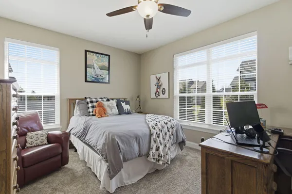 $829,900 | W47N863 Bobolink Avenue, Cedarburg, WI 53012