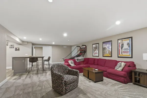 $829,900 | W47N863 Bobolink Avenue, Cedarburg, WI 53012