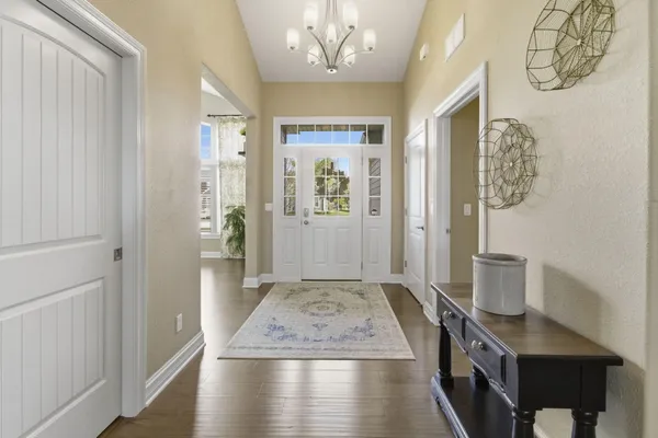 $829,900 | W47N863 Bobolink Avenue, Cedarburg, WI 53012