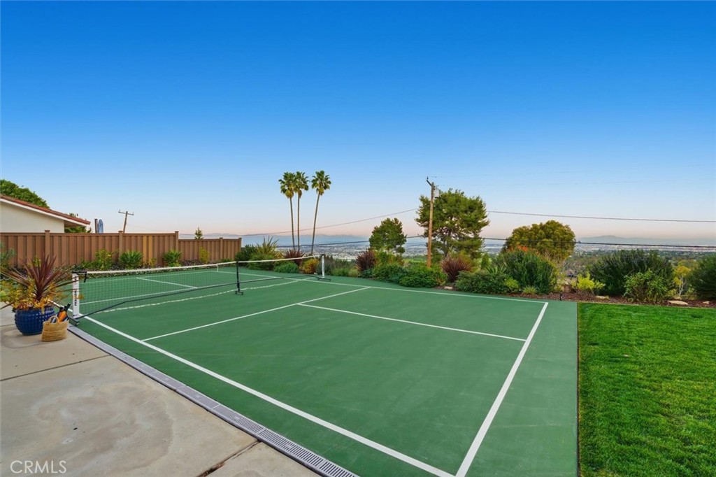 26540 Hawkhurst Drive Rancho Palos Verdes, CA 90275 - Photo 9 of 35