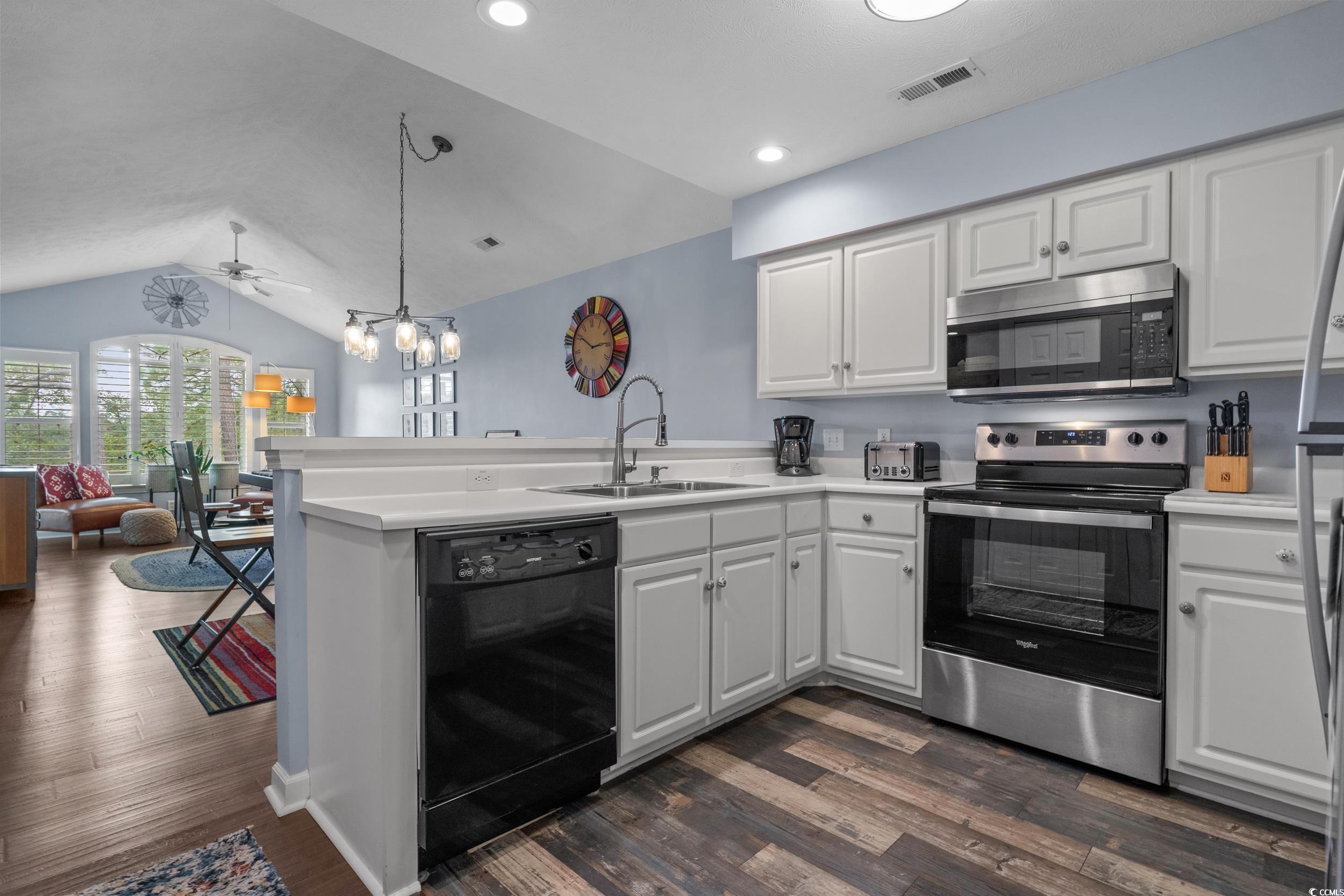 448 Pinehurst Lane, Unit 16I Pawleys Island, SC 29585 - Photo 19 of 40