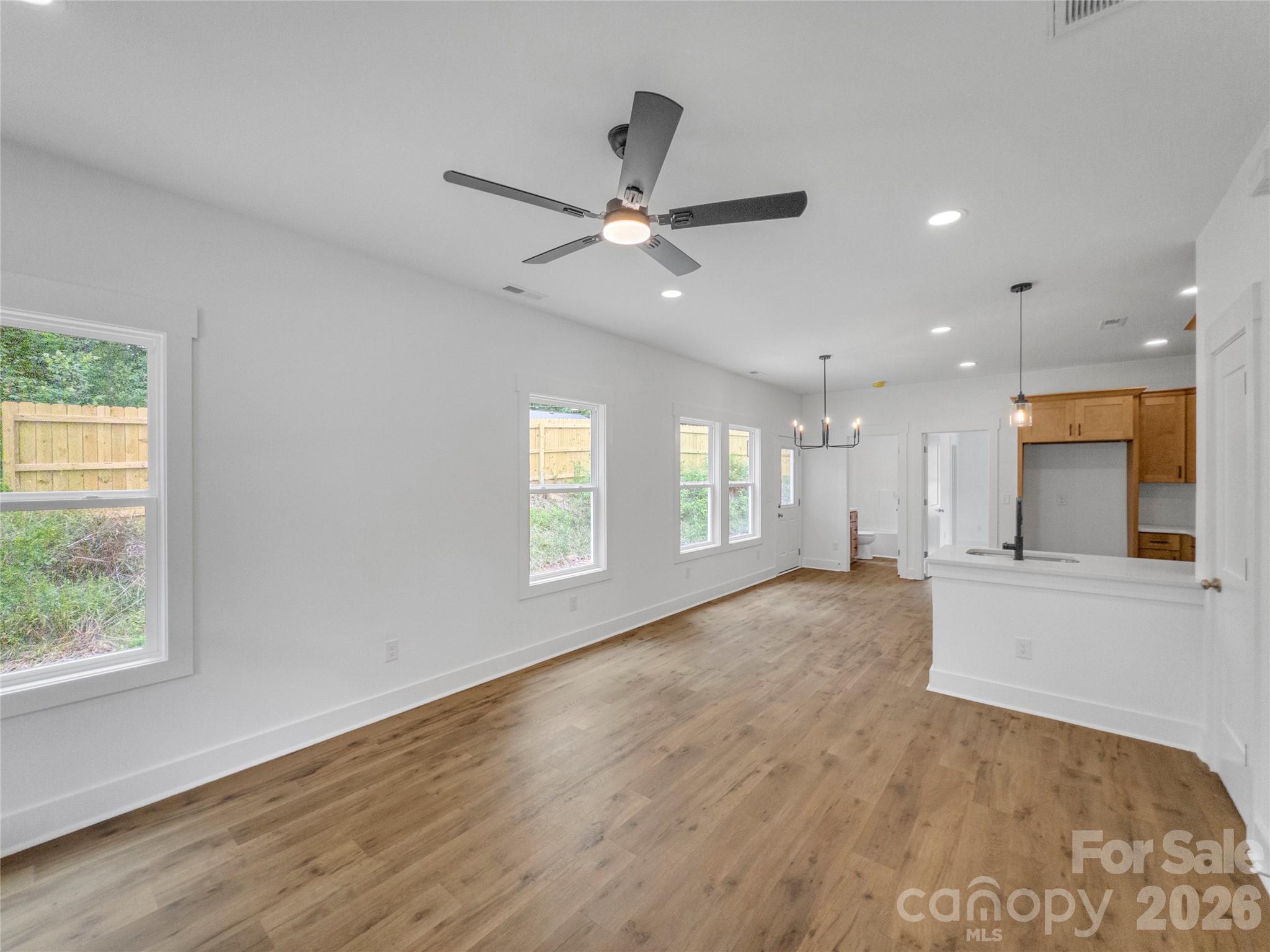 829 East Arch Street Lancaster, SC 29720 - Photo 5 of 21