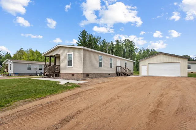 $299,000 | 10049 Hook Street, Grasston, MN 55030
