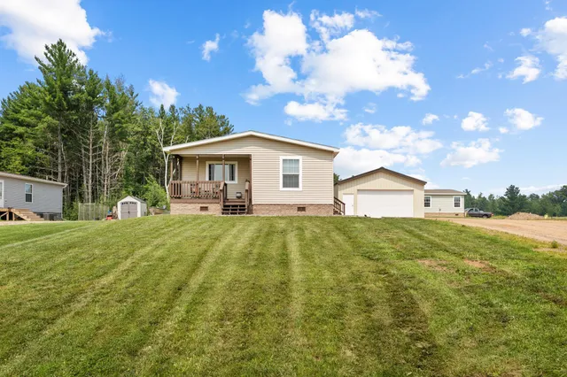 $299,000 | 10049 Hook Street, Grasston, MN 55030