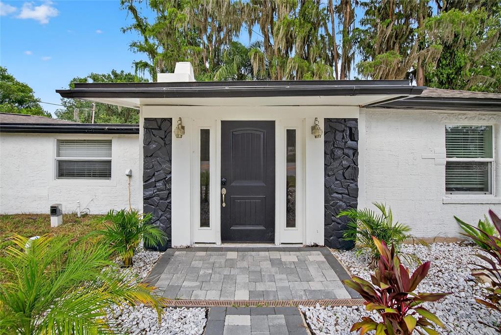 5028 School Road Land O' Lakes, FL 34638 - Photo 2 of 43