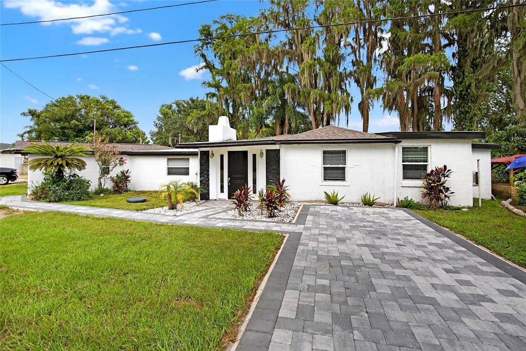 5028 School Road Land O' Lakes, FL 34638 - Photo 3 of 43