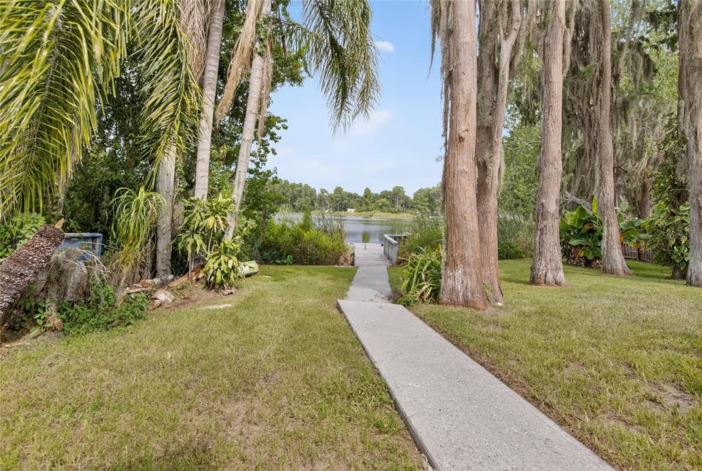 5028 School Road Land O' Lakes, FL 34638 - Photo 35 of 43