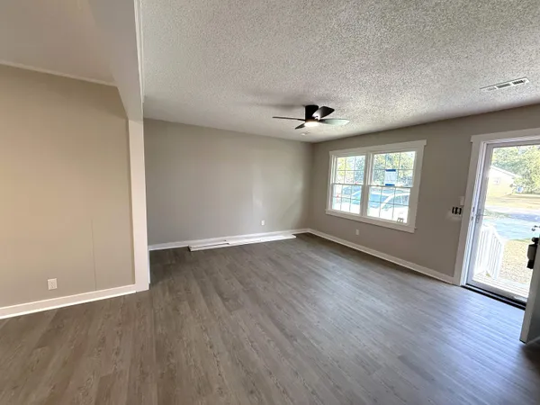 $155,000 | 532 State Rd S-21-977, Lake City, SC 29560