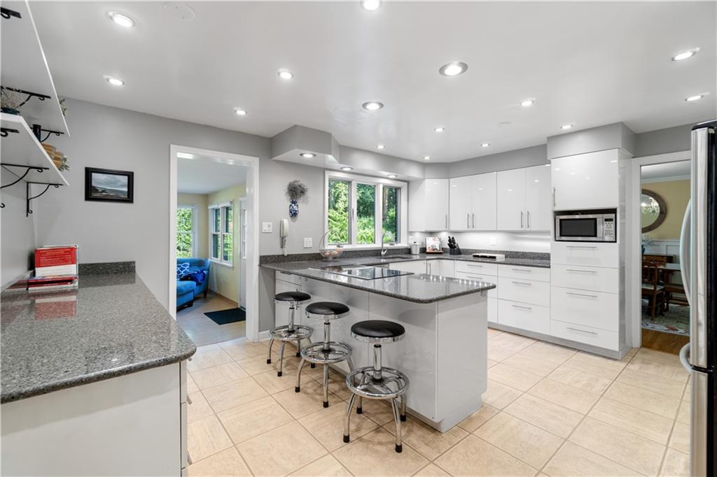 485 Miranda Road Pittsburgh, PA 15241 - Photo 12 of 37 Gallery Image 12