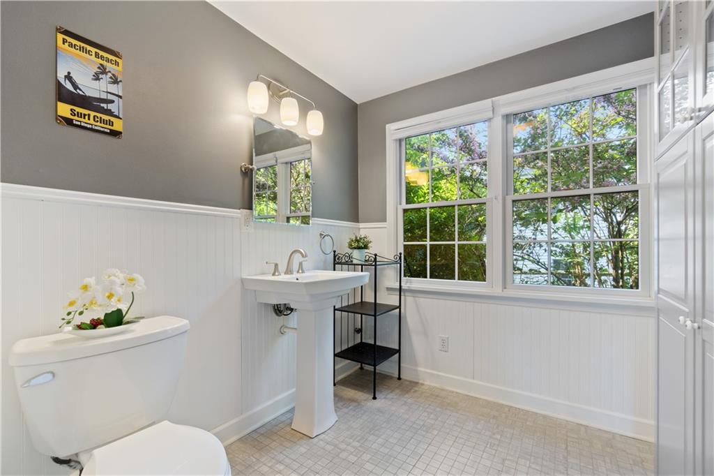 485 Miranda Road Pittsburgh, PA 15241 - Photo 20 of 37 Gallery Image 20