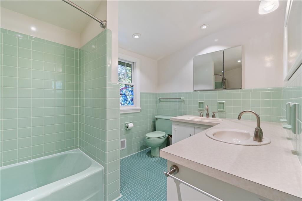 485 Miranda Road Pittsburgh, PA 15241 - Photo 28 of 37 Gallery Image 28