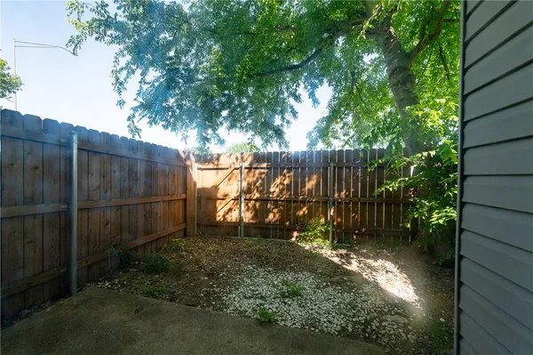 $149,900 | 1900 Dartmouth Street, Unit B4, College Station, TX 77840