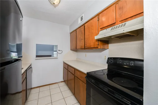 $154,500 | 1900 Dartmouth Street, Unit B4, College Station, TX 77840