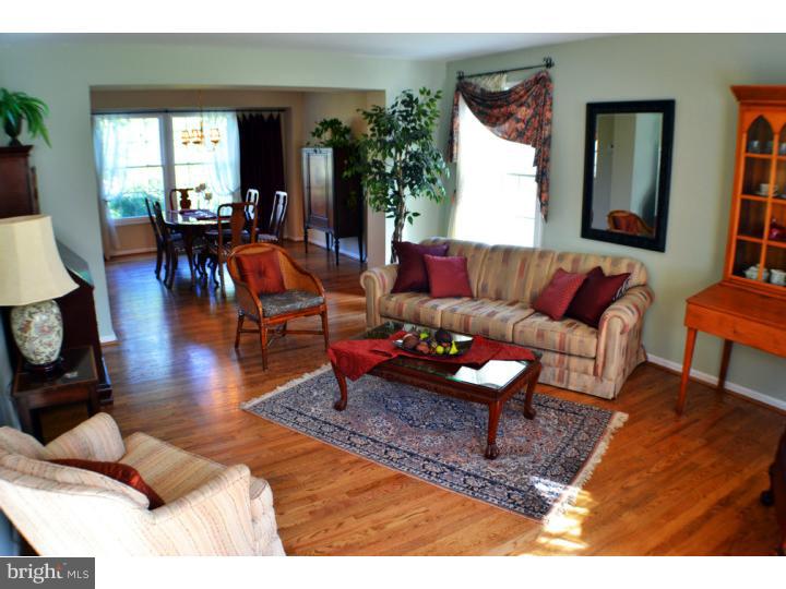 1324 Chase Road Newtown, PA 18940 - Photo 5 of 25 Living Room