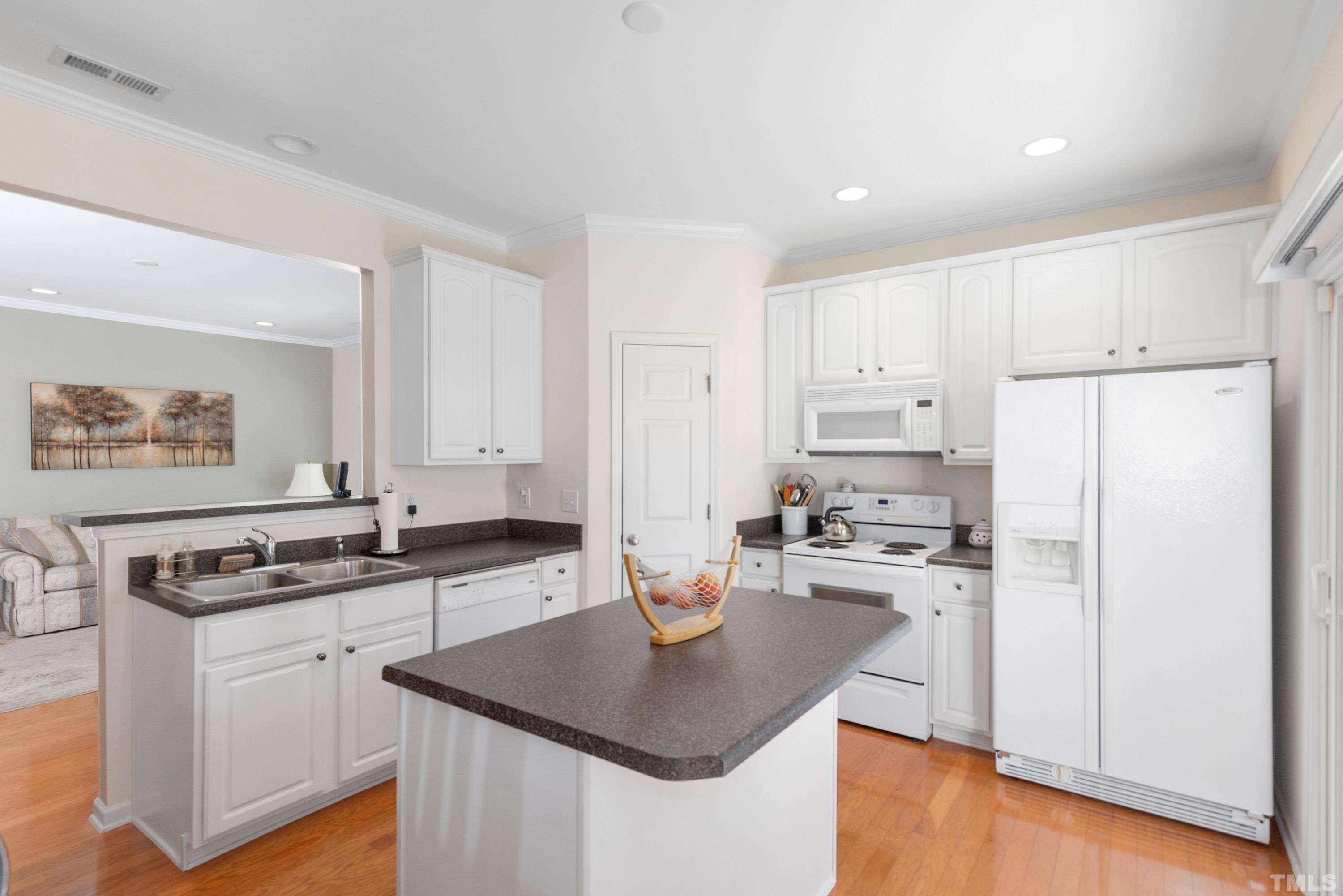2931 Winding Waters Way Raleigh, NC 27614 - Photo 8 of 24 Gallery Image 8