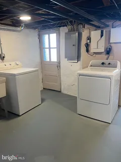 $2,200 | 151 North Carol Boulevard, Upper Darby, PA 19082