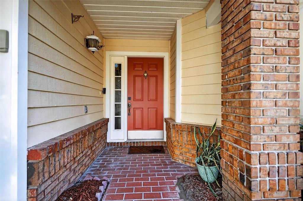 6466 Haughton Lane Orlando, FL 32835 - Photo 5 of 32