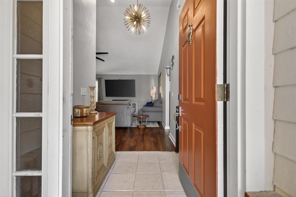 6466 Haughton Lane Orlando, FL 32835 - Photo 7 of 32