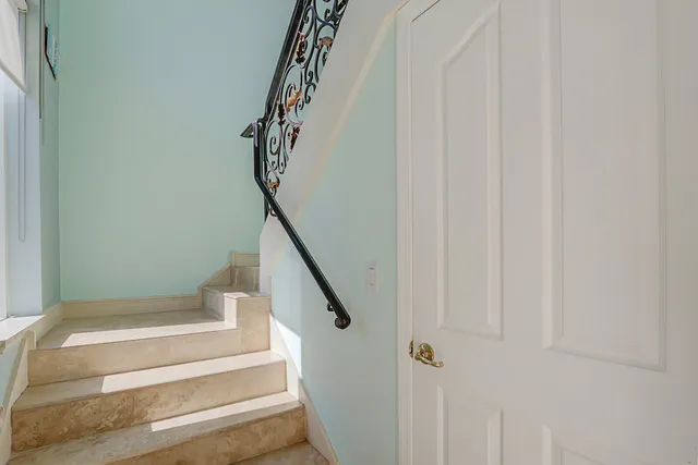 $4,000 | 2051 Northeast Ocean Boulevard, Unit A21, Stuart, FL 34996