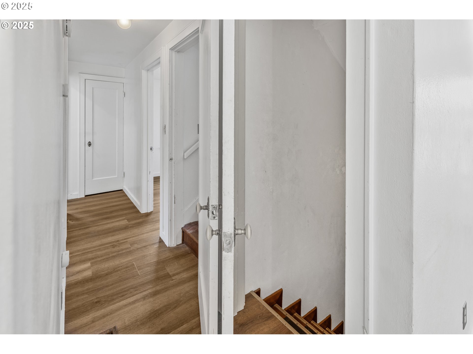 1391 West 5th Avenue Eugene, OR 97402 - Photo 19 of 35 a view of wooden floor