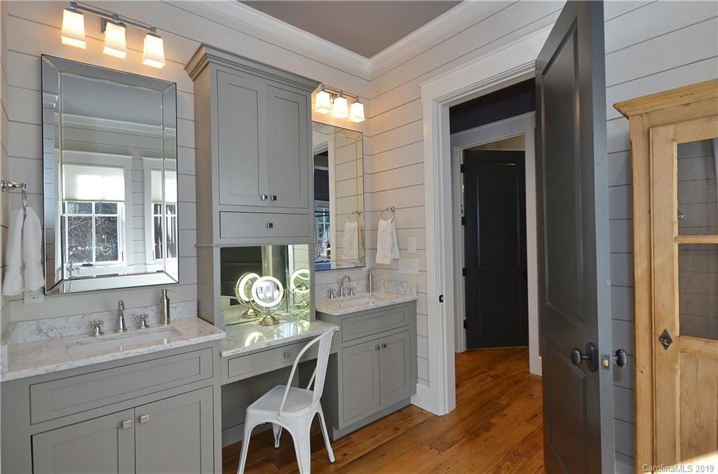 425 East Ridge Road Cashiers, NC 28717 - Photo 19 of 36 Gallery Image 19