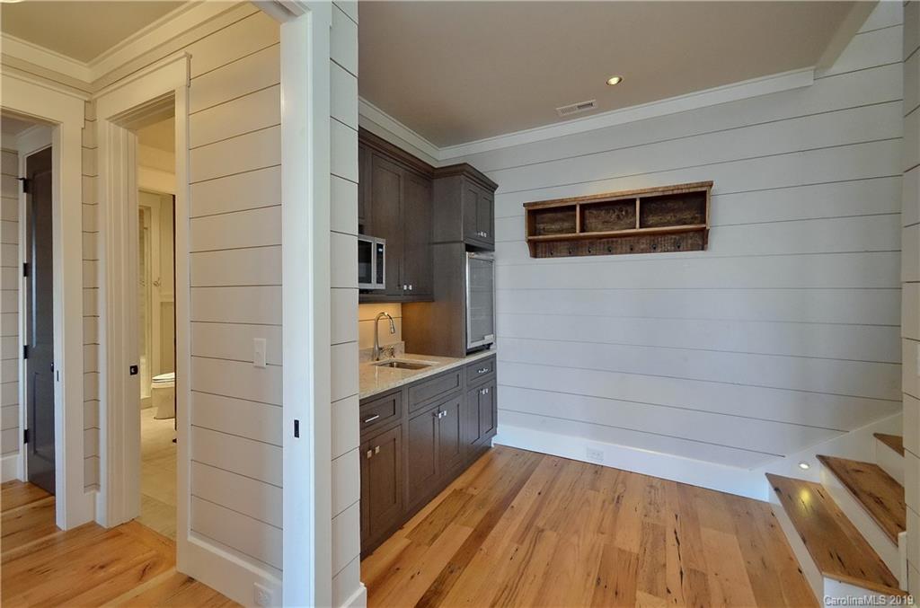 425 East Ridge Road Cashiers, NC 28717 - Photo 25 of 36 Gallery Image 25