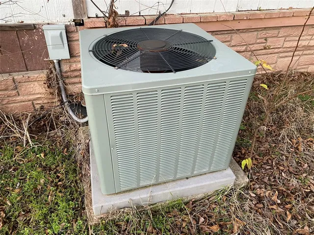 $223,900 | 920 Vz County Road 3504, Edgewood, TX 75117