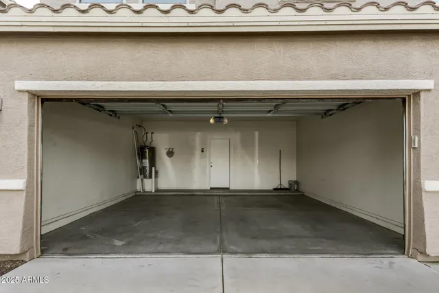 $2,500 | 1927 West Fruit Tree Lane, San Tan Valley, AZ 85144