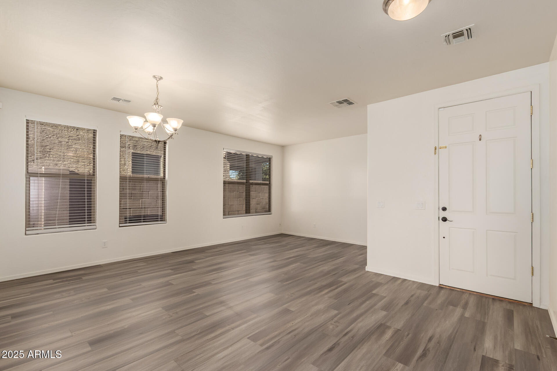 1927 West Fruit Tree Lane San Tan Valley, AZ 85144 - Photo 7 of 41 07 Fruit Tree