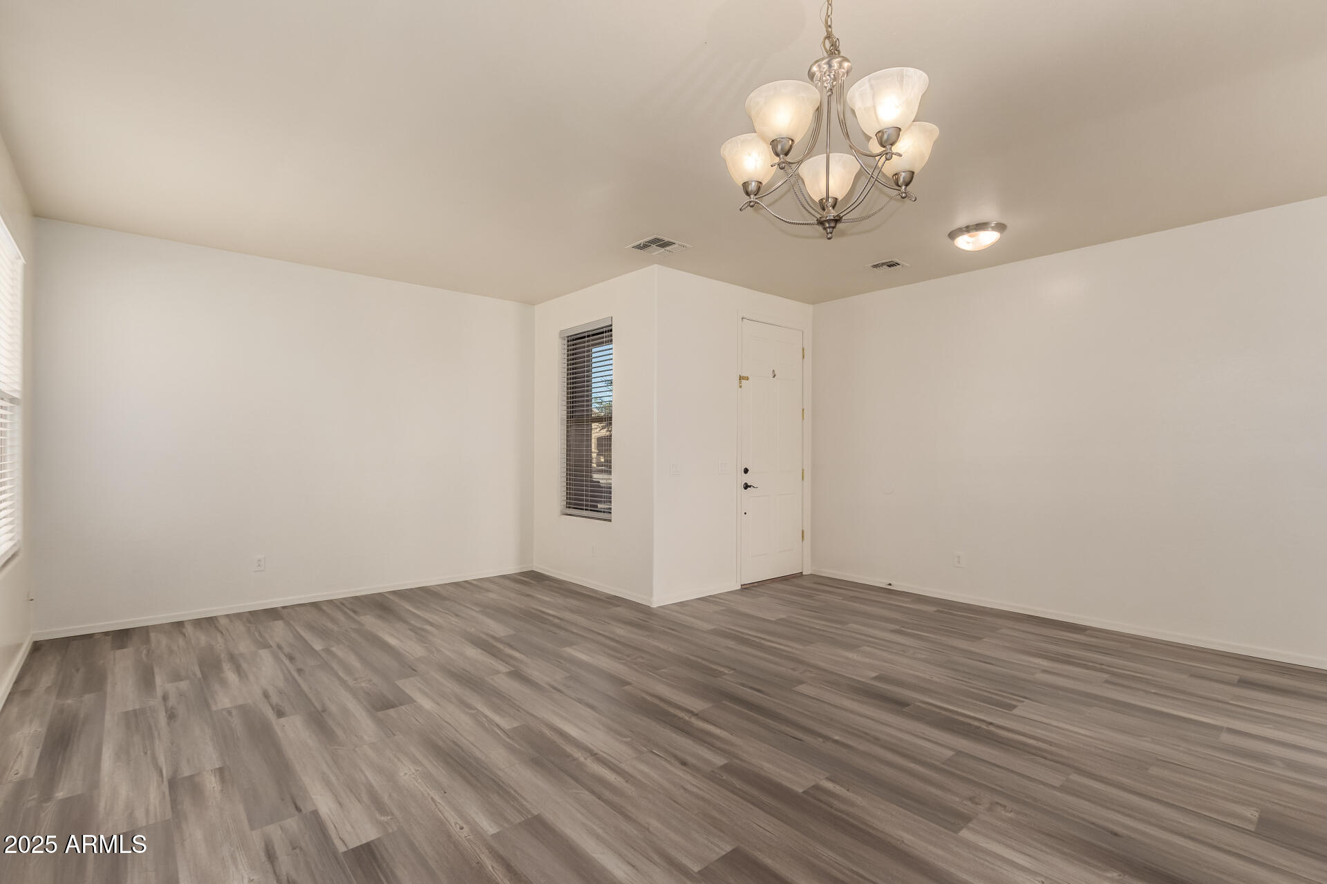 1927 West Fruit Tree Lane San Tan Valley, AZ 85144 - Photo 9 of 41 09 Fruit Tree