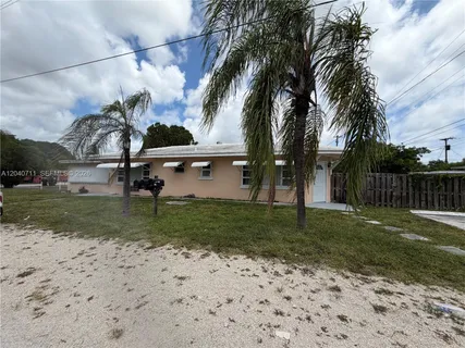 $1,800 | 405 Southeast 23rd Street, Unit 2, Fort Lauderdale, FL 33316