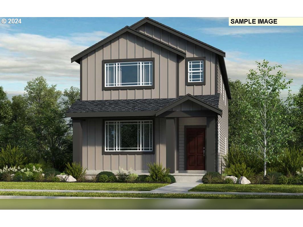 a view of front of a house with a yard