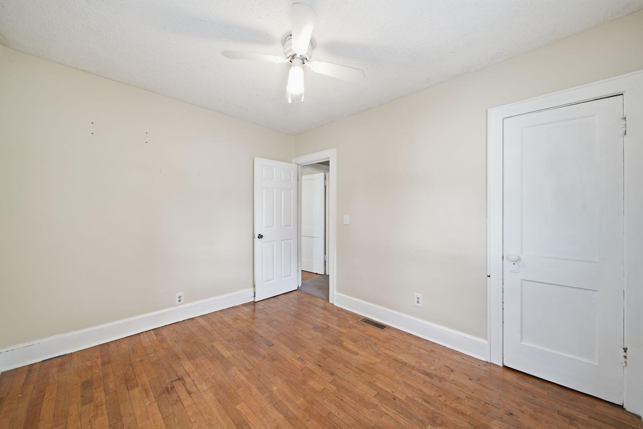 239 Cottage Street Spring Arbor, MI 49283 - Photo 15 of 35 14-web-or-mls-DSC04684