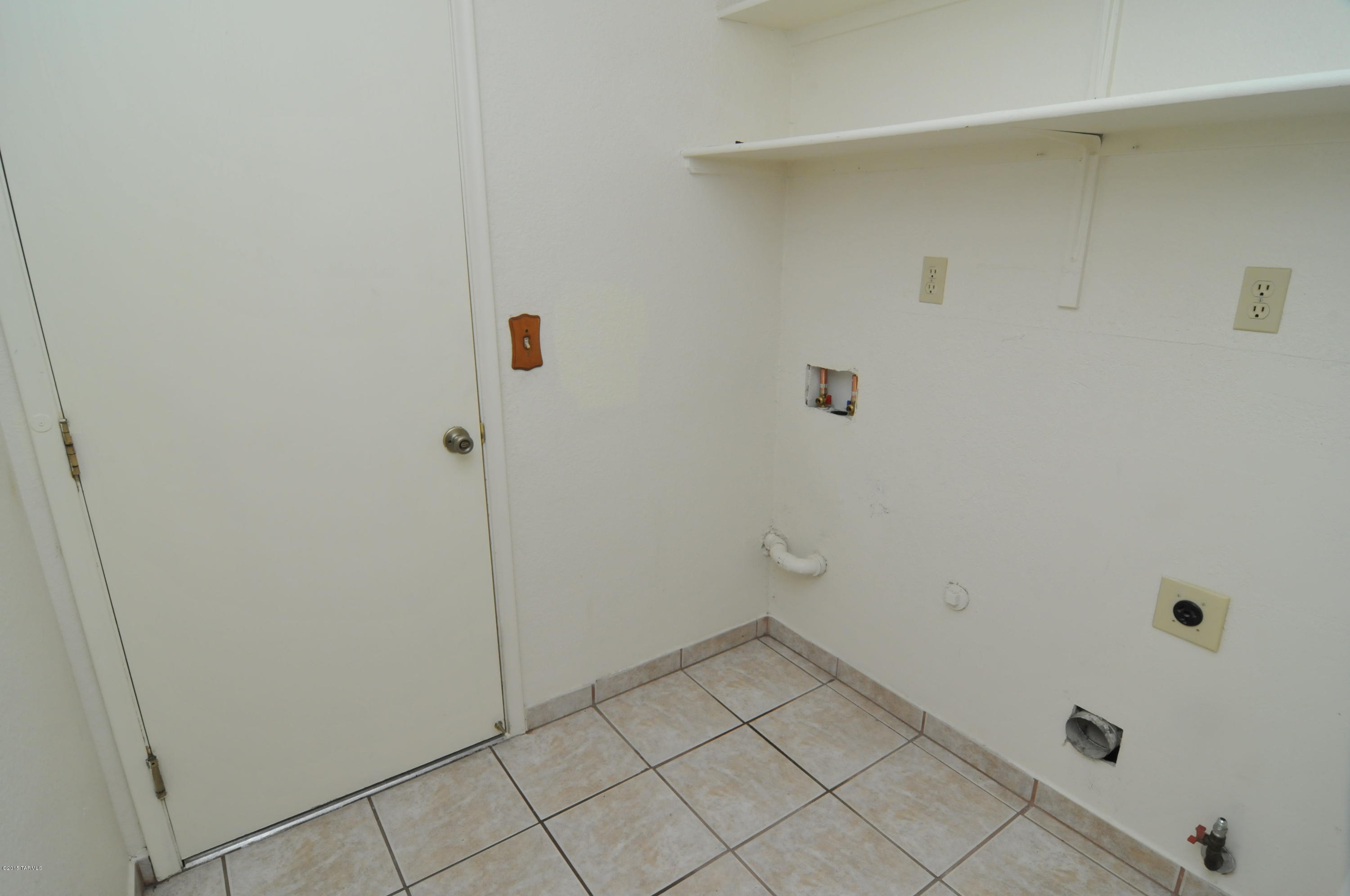 5540 North Baybrook Road Tucson, AZ 85741 - Photo 17 of 23