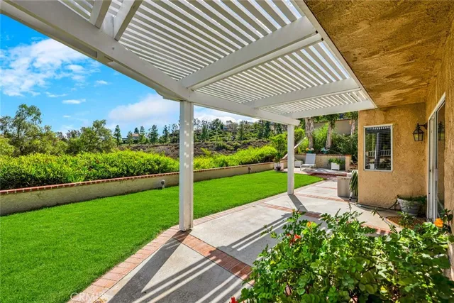 a view of a backyard with garden