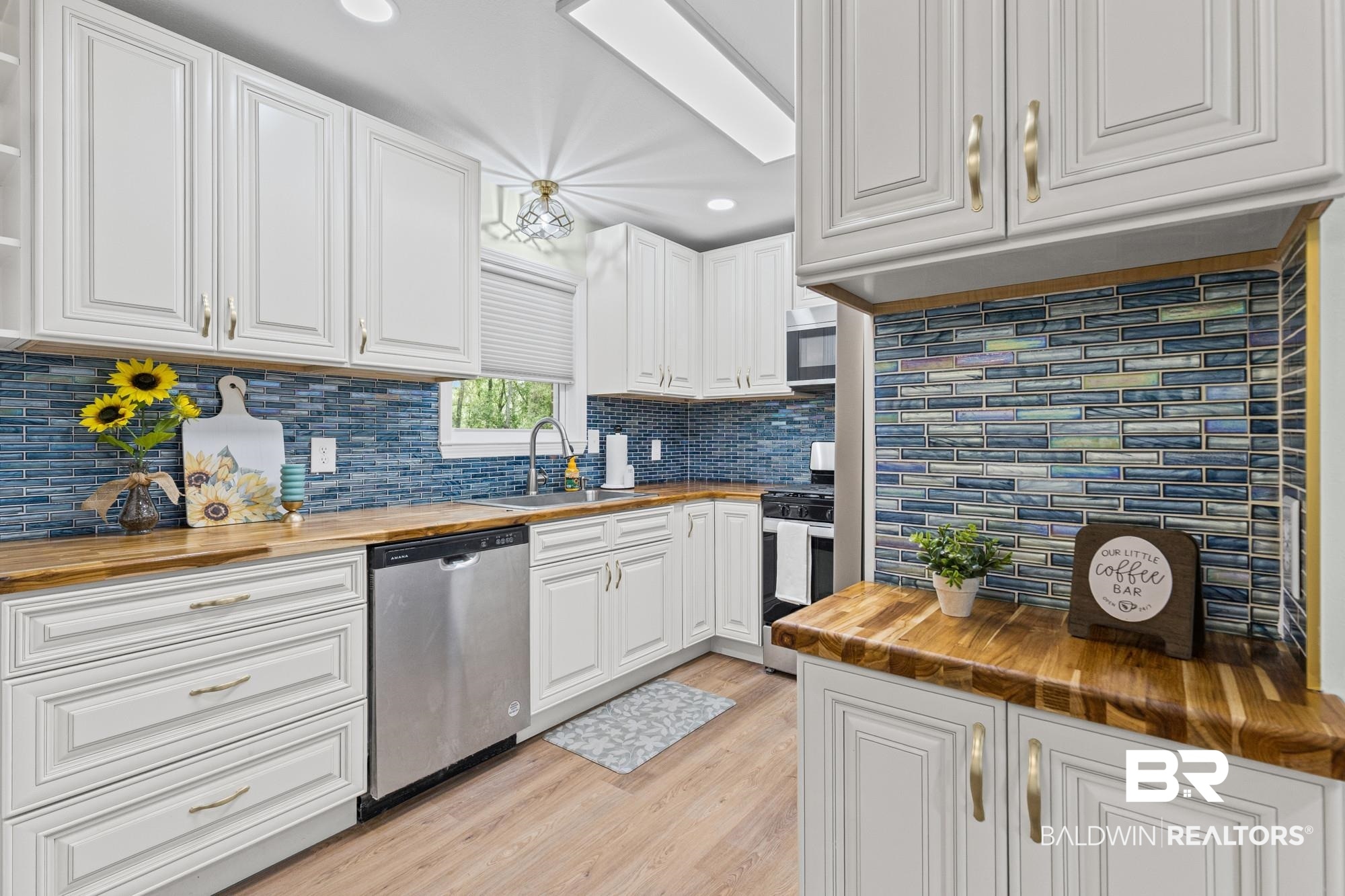6701 Lott Road Semmes, AL 36575 - Photo 9 of 24 Kitchen