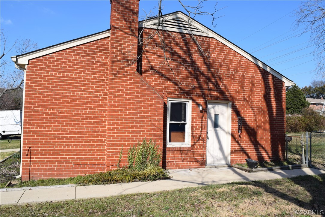 3109 Dancer Road Henrico, VA 23294 - Photo 3 of 11 Gallery Image 3