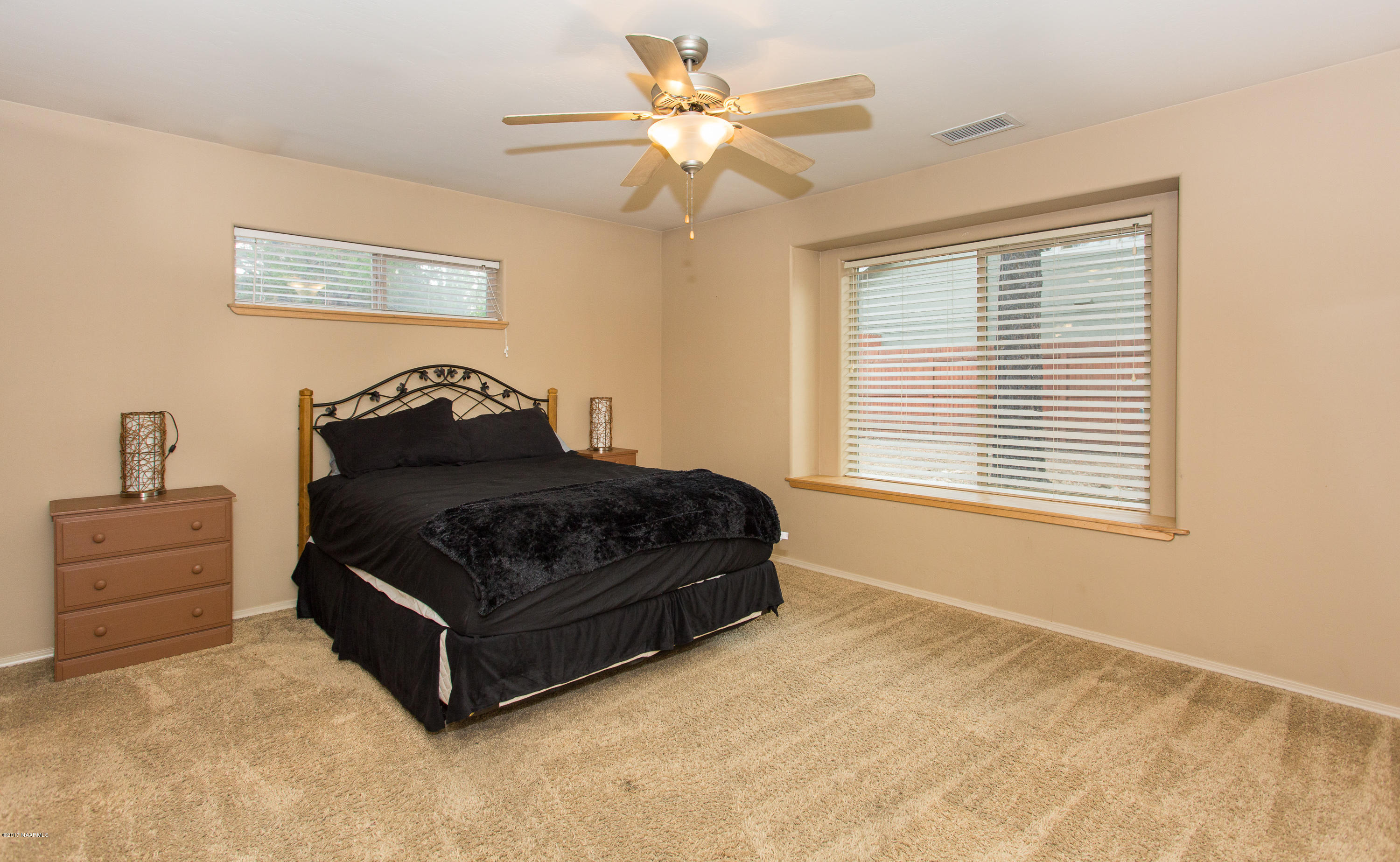 36 West Quartz Road Flagstaff, AZ 86005 - Photo 13 of 26 Master Suite
