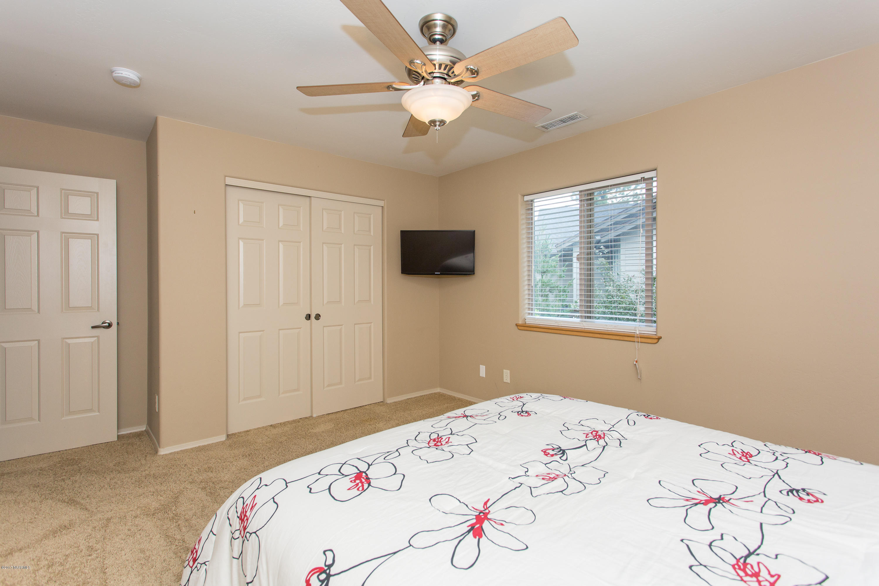36 West Quartz Road Flagstaff, AZ 86005 - Photo 15 of 26 Bedroom 2 of 5