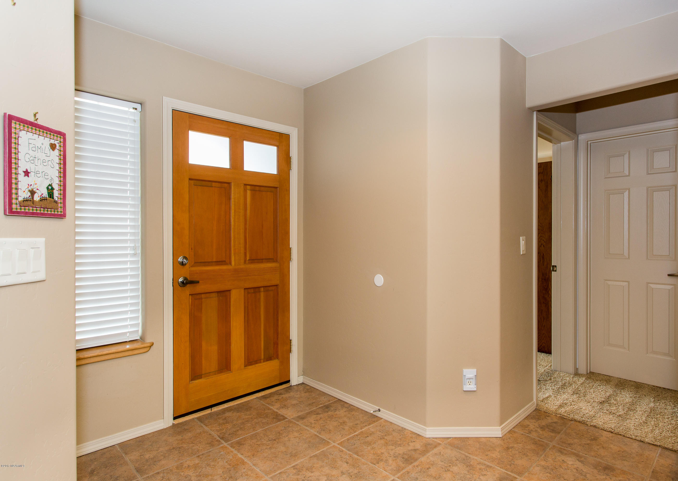 36 West Quartz Road Flagstaff, AZ 86005 - Photo 21 of 26 Entryway