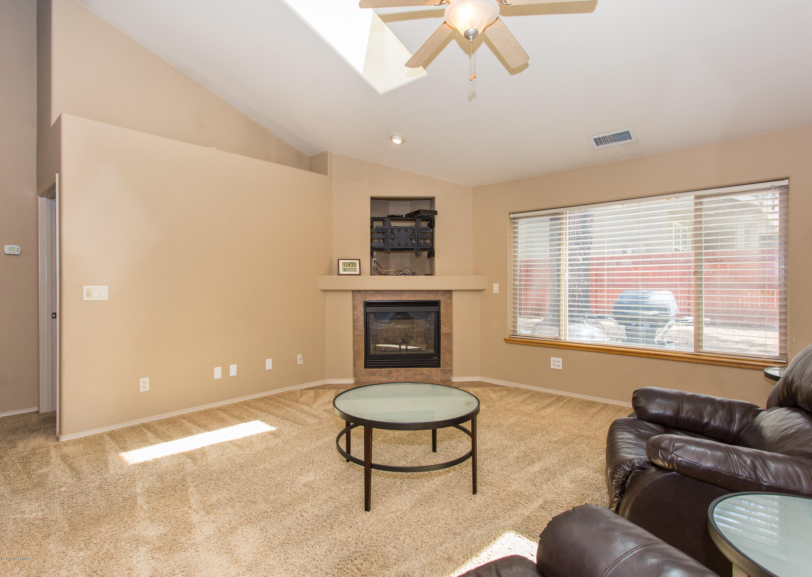 36 West Quartz Road Flagstaff, AZ 86005 - Photo 4 of 26 Great Room