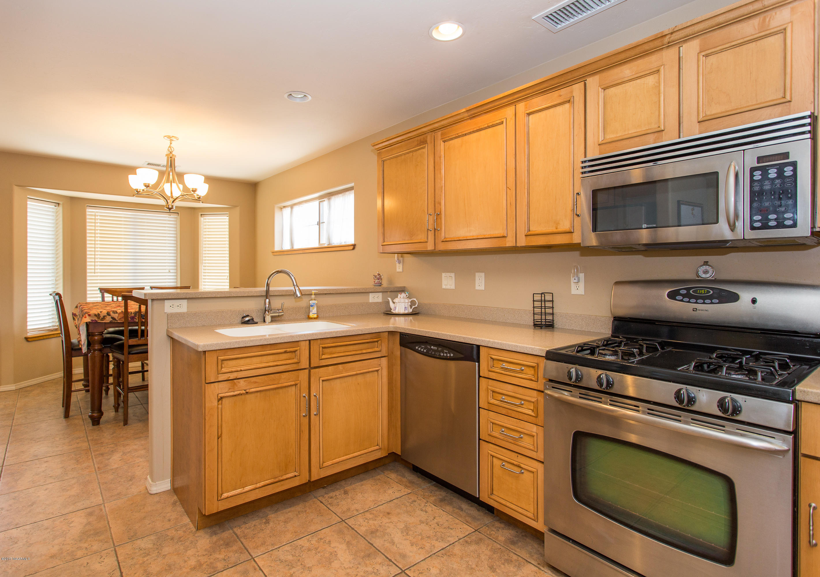 36 West Quartz Road Flagstaff, AZ 86005 - Photo 8 of 26 Kitchen